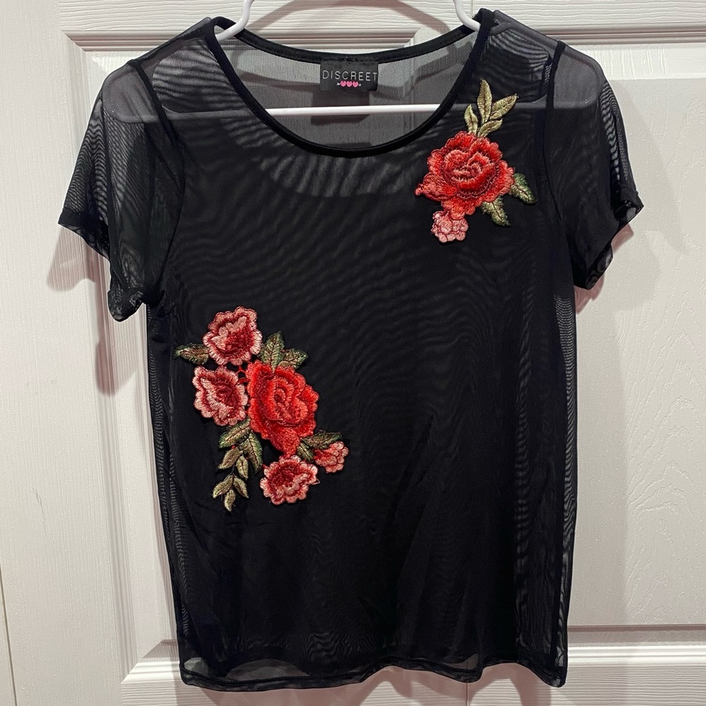 DISCREET Women’s Short Sleeve Floral Mesh Top Shirt - black, size S